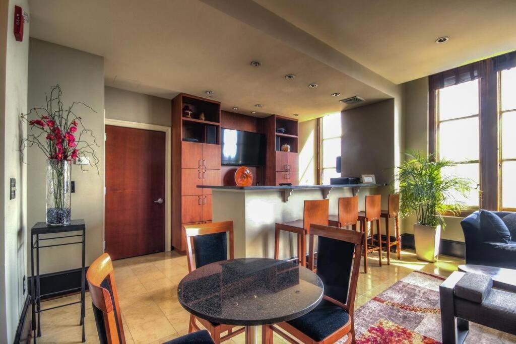 Harbor Apartments Free Indoor Parking Балтимор Экстерьер фото
